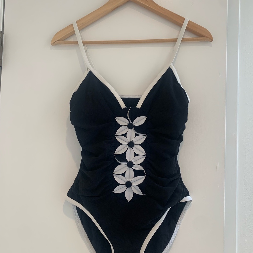 Karla Colletto Black and White Floral Swimsuit, size 8